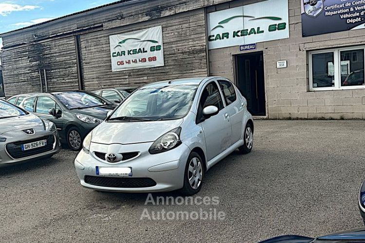 Toyota Aygo 1.0 VVT-I 68CH 5P - <small></small> 2.499 € <small>TTC</small> - #1