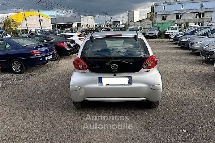 Toyota Aygo 1.0 VVT-I 68CH 5P - <small></small> 2.499 € <small>TTC</small> - #6