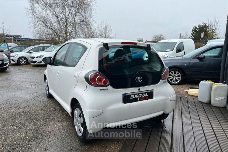 Toyota Aygo 1.0 VVT-i 68ch Confort MMT 5p - <small></small> 5.990 € <small>TTC</small> - #2