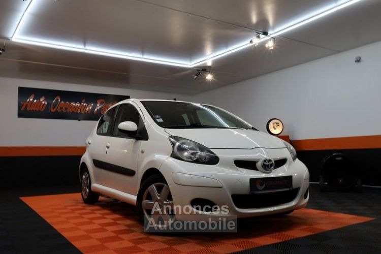 Toyota Aygo 1.0 VVT-I 68CH CONNECT MMT 5P - <small></small> 7.990 € <small>TTC</small> - #2