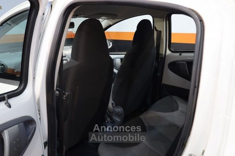 Toyota Aygo 1.0 VVT-I 68CH CONNECT MMT 5P - <small></small> 7.990 € <small>TTC</small> - #6