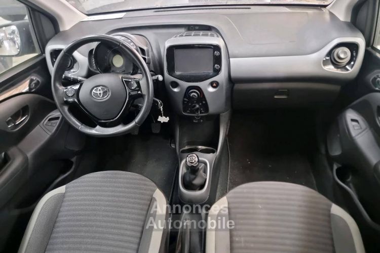 Toyota Aygo 1.0 VVT-i 72ch x-play 5p - <small></small> 8.480 € <small>TTC</small> - #4