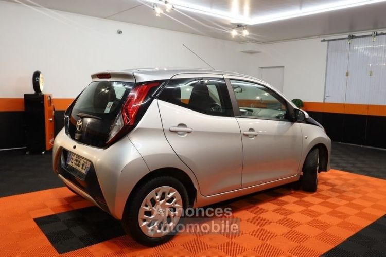 Toyota Aygo 1.0 VVT-I 72CH X-PLAY 5P - <small></small> 7.990 € <small>TTC</small> - #2