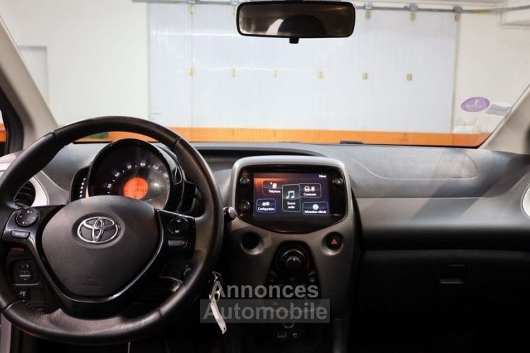 Toyota Aygo 1.0 VVT-I 72CH X-PLAY 5P - <small></small> 7.990 € <small>TTC</small> - #9