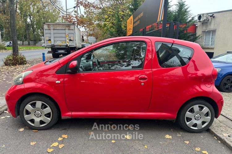 Toyota Aygo 1.0 VVT-I CONFORT BVA 3P - <small></small> 5.495 € <small>TTC</small> - #4