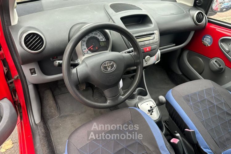 Toyota Aygo 1.0 VVT-I CONFORT BVA 3P - <small></small> 5.495 € <small>TTC</small> - #7