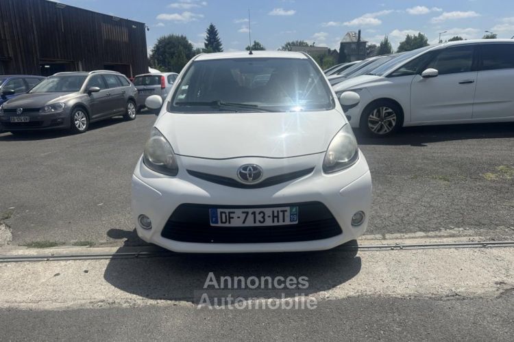 Toyota Aygo 1.0 VVT-i Dynamic + clim - <small></small> 7.990 € <small>TTC</small> - #8