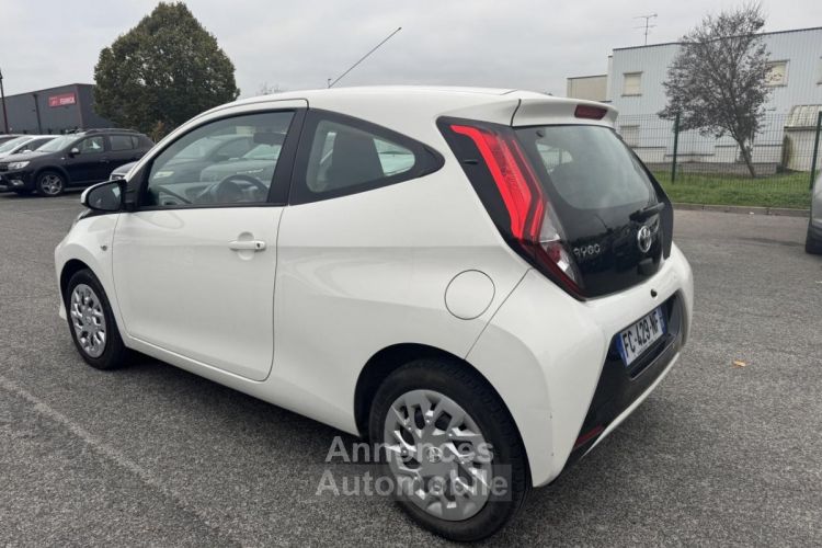 Toyota Aygo 1.0 VVT-i II x-play PHASE 2 - <small></small> 8.990 € <small>TTC</small> - #3