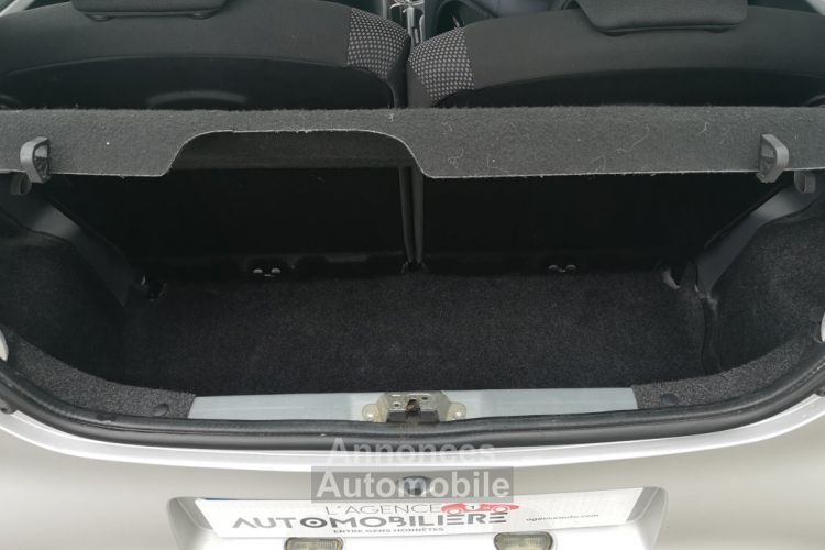 Toyota Aygo 1.0 VVTi 12V 68 cv Confort 5 portes - <small></small> 5.490 € <small>TTC</small> - #16