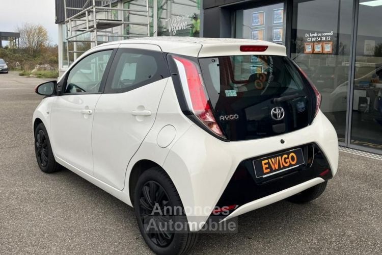 Toyota Aygo 1.0 VVTI 69ch x-play 5p - <small></small> 7.990 € <small>TTC</small> - #3