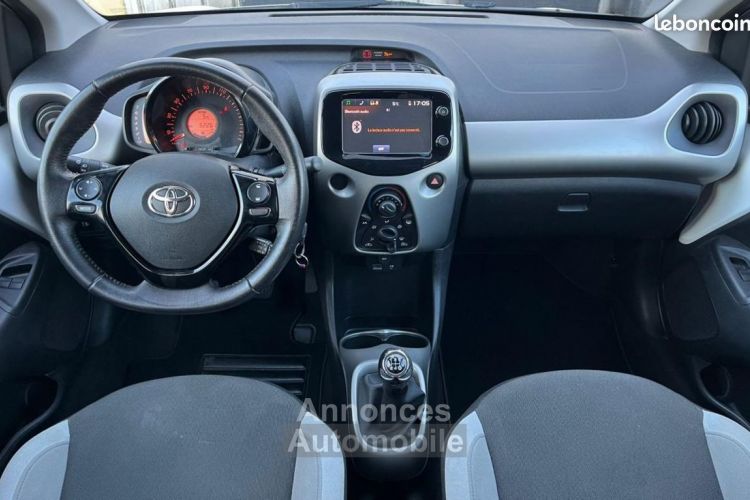 Toyota Aygo 1.0 VVTI 69ch x-play 5p - <small></small> 7.990 € <small>TTC</small> - #13