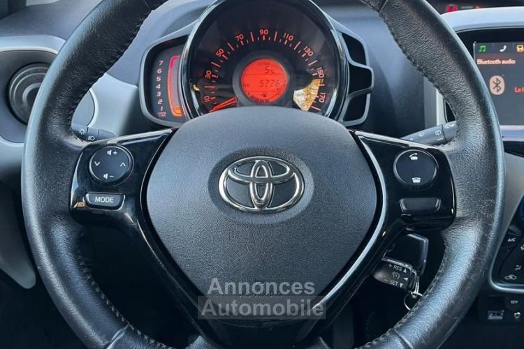 Toyota Aygo 1.0 VVTI 69ch x-play 5p - <small></small> 7.990 € <small>TTC</small> - #15