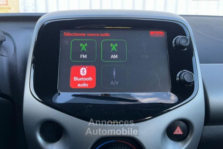 Toyota Aygo 1.0 VVTI 69ch x-play 5p - <small></small> 7.990 € <small>TTC</small> - #19