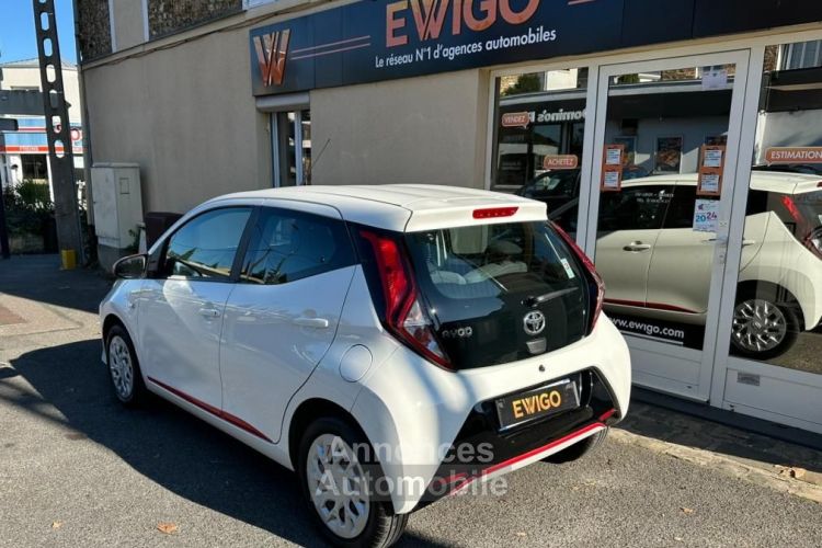 Toyota Aygo 1.0 VVTI 70 X-PLAY FAIBLE KILOMETRAGE GARANTIE CONSTRUCTEUR - <small></small> 9.990 € <small>TTC</small> - #3