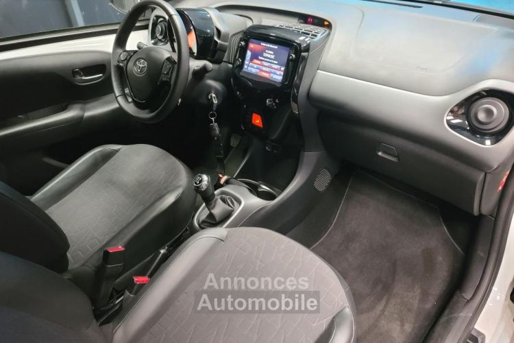 Toyota Aygo 1.0 VVTI 70ch X-NIGHT - <small></small> 12.290 € <small>TTC</small> - #14