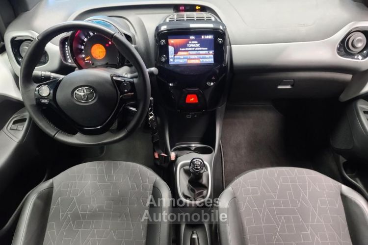 Toyota Aygo 1.0 VVTI 70ch X-NIGHT - <small></small> 12.290 € <small>TTC</small> - #18