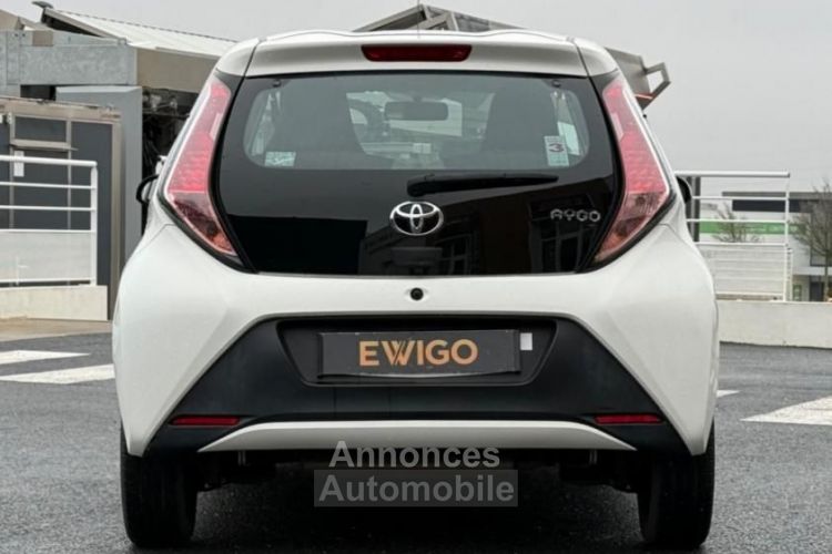 Toyota Aygo 1.0 VVTI 70Cv MOTEUR A CHAINE DISQUES ET PLAQUETTES NEUFS PNEUS - <small></small> 6.780 € <small>TTC</small> - #6