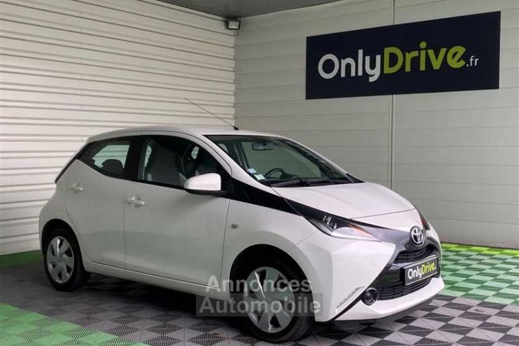 Toyota Aygo 1.0 VVTI X-Play - <small></small> 5.490 € <small>TTC</small> - #1