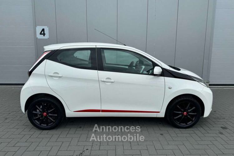 Toyota Aygo 1.0i VVT-i x-play -CLIM CRUISE -CAMERA -GARANTIE - <small></small> 8.990 € <small>TTC</small> - #7