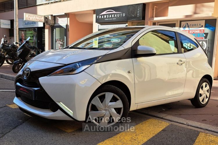 Toyota Aygo 1.0l VVT-i x-play 69 CV Camera de recul - <small></small> 6.990 € <small>TTC</small> - #1