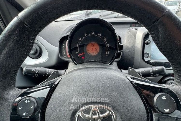Toyota Aygo 5 Portes 1.0 72 cv x-shift Boîte auto , FINITION X-PLAY SUIVI TOYOTA&ENTRETIENS A JOUR GARANTIE 24 MOIS - <small></small> 11.911 € <small>TTC</small> - #15