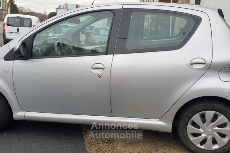 Toyota Aygo CONFORT - <small></small> 6.990 € <small>TTC</small> - #2