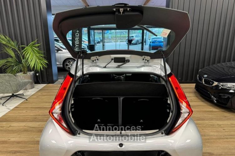 Toyota Aygo II (2) 1.0 VVT-I 72 X-PLAY X-APP 3P - <small></small> 9.900 € <small>TTC</small> - #15