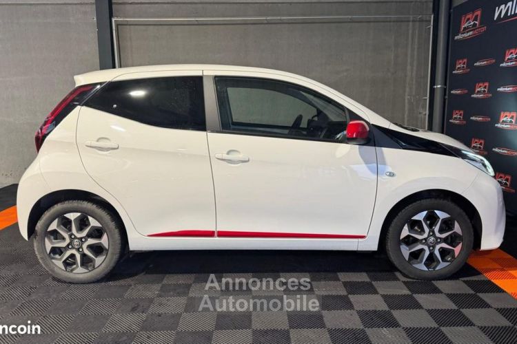 Toyota Aygo x-play 1.0 vvt-i 72 cv garantie 6 mois - <small></small> 10.990 € <small>TTC</small> - #5