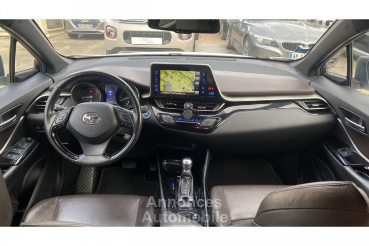 Toyota C-HR 122h Distinctive 2WD E-CVT - <small></small> 15.990 € <small>TTC</small> - #12