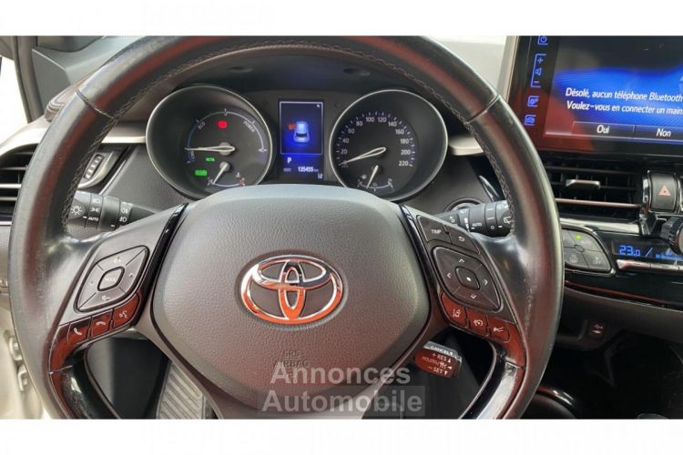 Toyota C-HR 122h Distinctive 2WD E-CVT - <small></small> 15.990 € <small>TTC</small> - #21