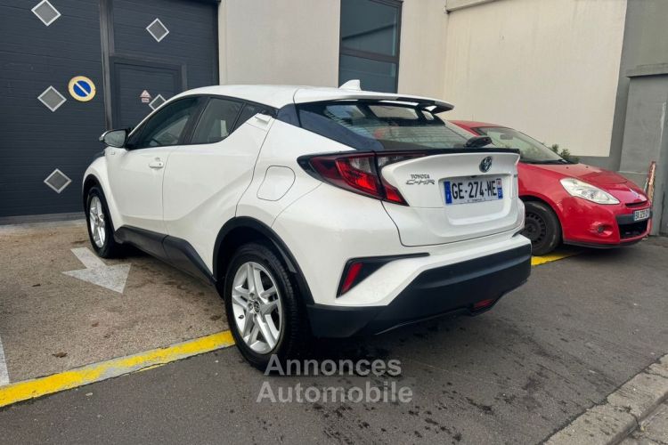 Toyota C-HR 122h Dynamic Business 2WD E-CVT + Stage Hybrid Academy MY20 Historique d'entretien Garantie 12 mois Caméra de recul Radar AV-AR Apple CarPlay - <small></small> 19.990 € <small>TTC</small> - #4