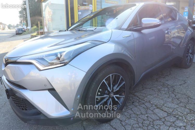 Toyota C-HR 1.8 122H 100 HYBRID FULL-HYBRID DISTINCTIVE 4X2 BVA + SIEGES AV CHAUFFANTS - <small></small> 14.989 € <small>TTC</small> - #2