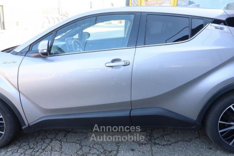 Toyota C-HR 1.8 122H 100 HYBRID FULL-HYBRID DISTINCTIVE 4X2 BVA + SIEGES AV CHAUFFANTS - <small></small> 14.989 € <small>TTC</small> - #3