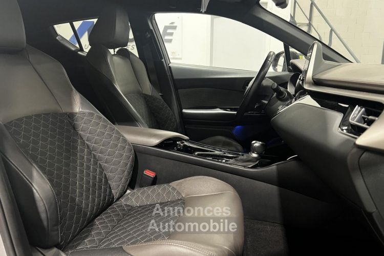 Toyota C-HR 1.8 Hybrid 122 CH e-CVT Distinctive - GARANTIE CONSTRUCTEUR 10/2030 - <small></small> 19.990 € <small>TTC</small> - #17