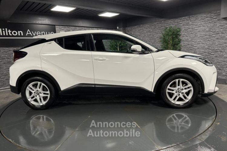 Toyota C-HR 1.8 Hybrid - BV e-CVT Dynamic - <small></small> 20.990 € <small></small> - #4