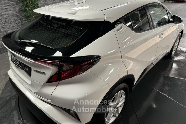 Toyota C-HR 1.8 Hybrid - BV e-CVT Dynamic - <small></small> 20.990 € <small></small> - #31