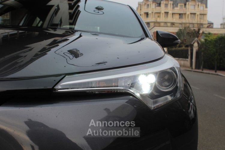 Toyota C-HR 1.8 HYBRIDE 122 EDITION - <small></small> 15.990 € <small>TTC</small> - #17