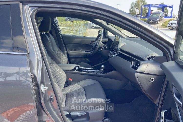 Toyota C-HR 2.0 Hybrid 184 e-CVT TEAM GPS Caméra JA 18 - <small></small> 27.450 € <small>TTC</small> - #8