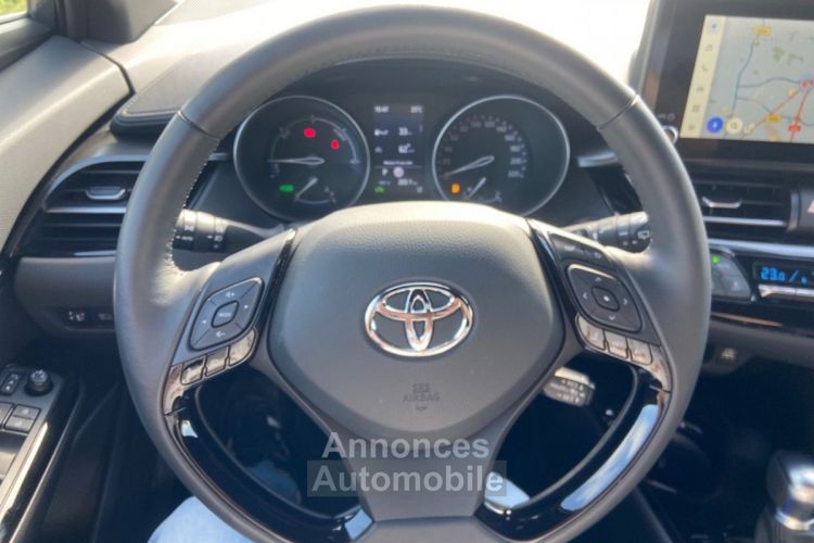 Toyota C-HR 2.0 Hybrid 184 e-CVT TEAM GPS Caméra JA 18 - <small></small> 27.450 € <small>TTC</small> - #17