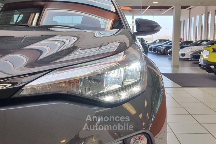 Toyota C-HR 2.0 Hybrid - BV e-CVT 2023 Design - <small></small> 26.900 € <small>TTC</small> - #6