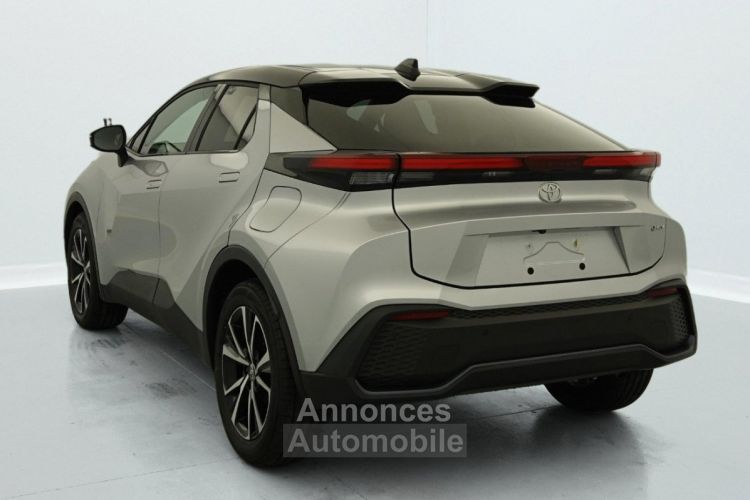 Toyota C-HR Hybride 200 Design (Véhicule neuf, Plusieurs coloris) - <small></small> 32.990 € <small>TTC</small> - #4