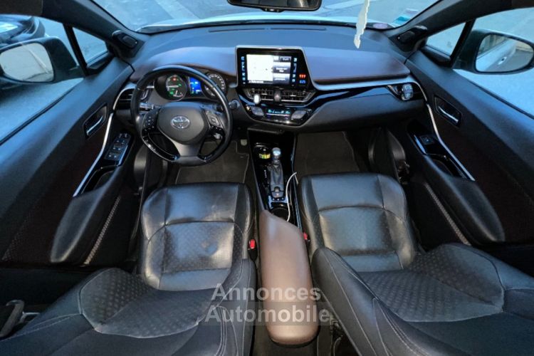 Toyota C-HR HYBRIDE Distinctive 122ch CVT 2WD 99 - ENTRETIEN - <small></small> 15.990 € <small>TTC</small> - #2