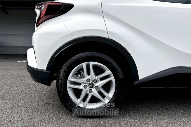 Toyota C-HR HYBRIDE MY22 Hybride 1.8L Dynamic - <small></small> 22.980 € <small>TTC</small> - #29