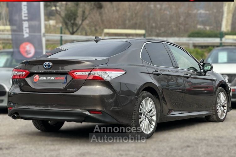 Toyota Camry II Hybride 218ch Design - <small></small> 29.990 € <small>TTC</small> - #5