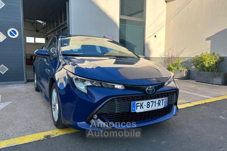 Toyota Corolla 122h Dynamic Business Historique d'entretien Garantie 12 mois Caméra de recul Démarrage sans clé Sièges chauffants - <small></small> 17.490 € <small>TTC</small> - #1