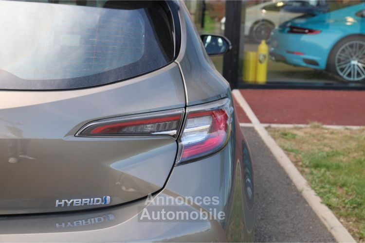 Toyota Corolla 1.8 Hybrid 122 - BV e-CVT 2019 BERLINE Dynamic PHASE 2 - <small></small> 22.790 € <small></small> - #8