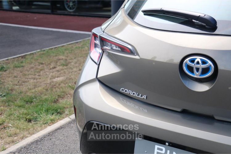 Toyota Corolla 1.8 Hybrid 122 - BV e-CVT 2019 BERLINE Dynamic PHASE 2 - <small></small> 22.790 € <small></small> - #9