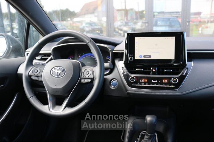 Toyota Corolla 1.8 Hybrid 122 - BV e-CVT 2019 BERLINE Dynamic PHASE 2 - <small></small> 22.790 € <small></small> - #15