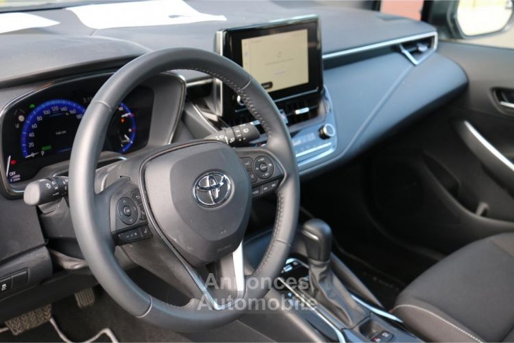 Toyota Corolla 1.8 Hybrid 122 - BV e-CVT 2019 BERLINE Dynamic PHASE 2 - <small></small> 22.790 € <small></small> - #19