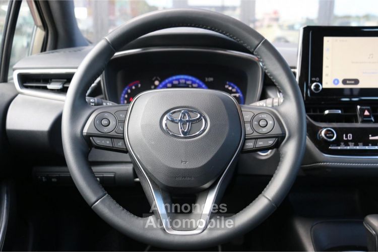 Toyota Corolla 1.8 Hybrid 122 - BV e-CVT 2019 BERLINE Dynamic PHASE 2 - <small></small> 22.790 € <small></small> - #20